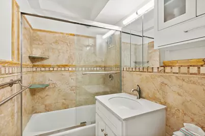 211 E 53rd Street #9L, New York, NY 10022 - Photo 7
