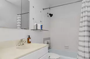 245 E 54th St, New York, NY 10022 - Photo 5