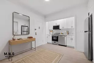 155-01 90th Ave, New York City, NY 11432 - Photo 7