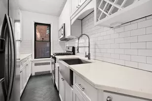124-16 84th Rd, New York City, NY 11415 - Photo 3