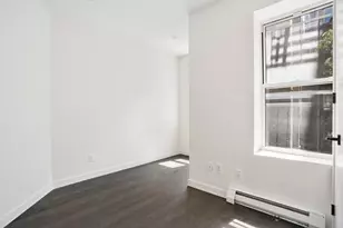 231 Sullivan St, New York City, NY 10012 - Photo 9
