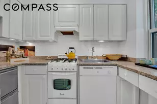 424 E 52nd St, New York, NY 10022 - Photo 5