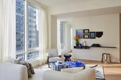 135 E 47th Street #21D, New York City, NY 10017 - Photo 3