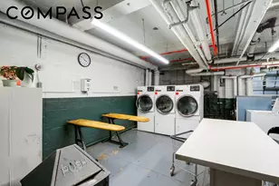 230 E 50th St, New York City, NY 10022 - Photo 15
