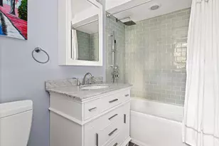 230 E 50th St, New York City, NY 10022 - Photo 9