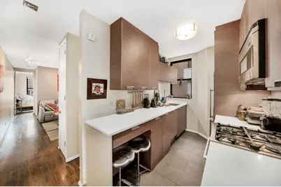 246 E 51st Street #17, New York, NY 10022 - Photo 5