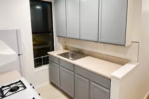 685 Franklin Ave, New York City, NY 11238 - Photo 7