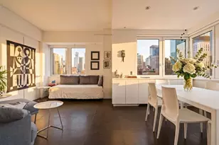 425 5th Ave, New York City, NY 10016 - Photo 1