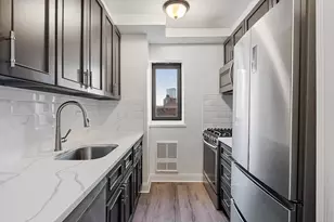 161 W 61st St, New York, NY 10023 - Photo 9