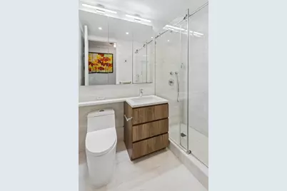 350 E 82nd Street #5V, New York, NY 10028 - Photo 7