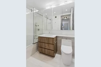 350 E 82nd Street #5V, New York, NY 10028 - Photo 5