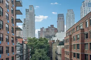 350 E 82nd St, New York, NY 10028 - Photo 3