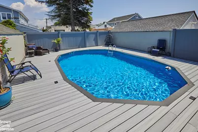 542 Beach 129th Street, Rockaway Park, NY 11694 - Photo 5