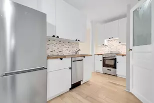 516 E 78th St, New York City, NY 10075 - Photo 3