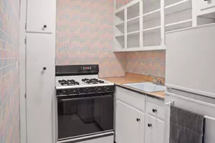 357 E 57th St, New York City, NY 10022 - Photo 7