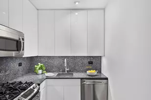 155 E 34th St, New York, NY 10016 - Photo 11