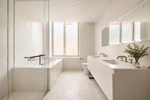 5 Franklin Pl, New York, NY 10013 - Photo 13