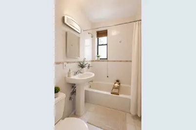 31-14 Crescent Street #7A, New York City, NY 11106 - Photo 11