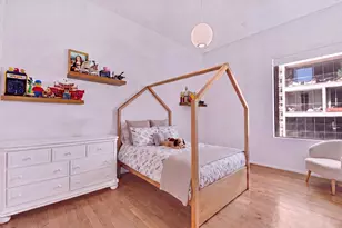527 W 27th St, New York City, NY 10001 - Photo 7