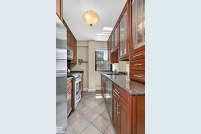 301 E 64th Street #16B, New York, NY 10065 - Photo 5