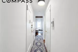 431 W 54th St, New York City, NY 10019 - Photo 3