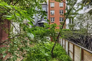 324 E 18th St, New York City, NY 10003 - Photo 3