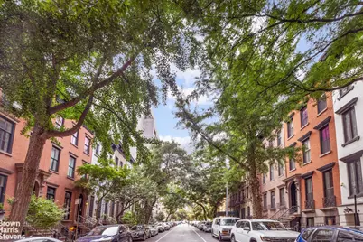 324 E 18th Street, New York City, NY 10003 - Photo 7
