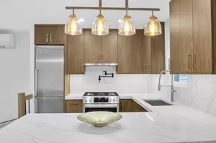 204 Richards St, Brooklyn, NY 11231 - Photo 3