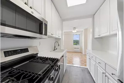 2400 Johnson Avenue #2D, New York City, NY 10463 - Photo 5