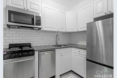 132 E 45th Street #5I, New York, NY 10017 - Photo 5