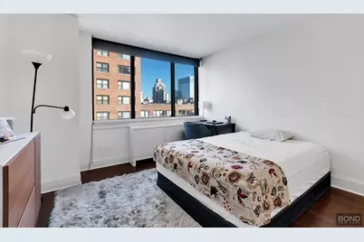 300 E 64th Street #14B, New York City, NY 10065 - Photo 3