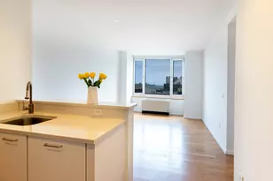 635 W 42nd St, New York City, NY 10036 - Photo 1