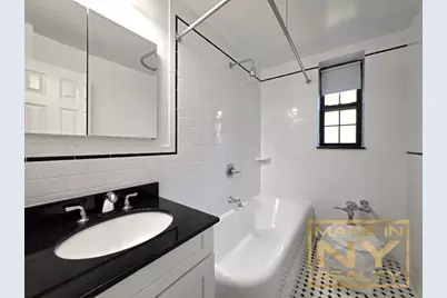 51-01 39th Avenue #F52, Sunnyside, NY 11104 - Photo 7