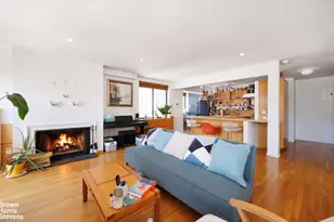 366 W 11th St, New York City, NY 10014 - Photo 3