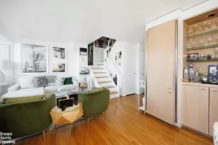 366 W 11th St, New York City, NY 10014 - Photo 9