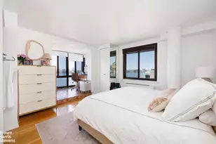 366 W 11th St, New York City, NY 10014 - Photo 11