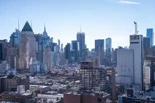 555 W 59th St, New York City, NY 10019 - Photo 9