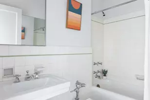 300 W 23rd St, New York, NY 10011 - Photo 11