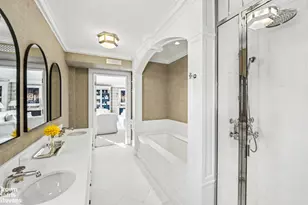 66 E 79th St, New York, NY 10065 - Photo 17