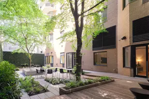 234 E 46th St, New York, NY 10017 - Photo 17