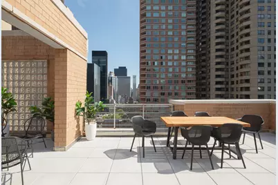 234 E 46th Street #PH2102, New York, NY 10017 - Photo 1