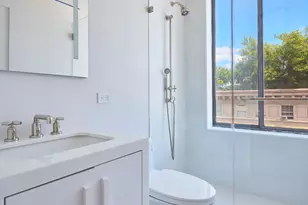 1001 5th Ave, New York, NY 10028 - Photo 11
