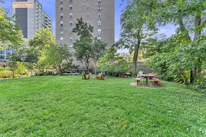 525 W 238th Street #10, New York City, NY 10463 - Photo 7