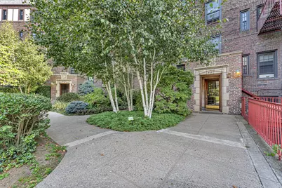 525 W 238th Street #10, New York City, NY 10463 - Photo 5