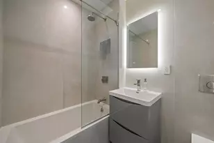 682 Willoughby Ave, New York City, NY 11206 - Photo 9