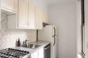 205 E 69th St, New York City, NY 10021 - Photo 9