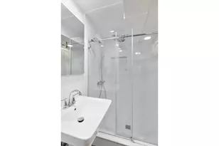 315 E Houston St, New York City, NY 10002 - Photo 9