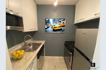 350 W 50th Street #6-I, New York City, NY 10019 - Photo 5