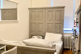 121 E 90th St, New York, NY 10128 - Photo 5
