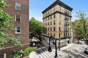 81 Bedford St, New York, NY 10014 - Photo 7